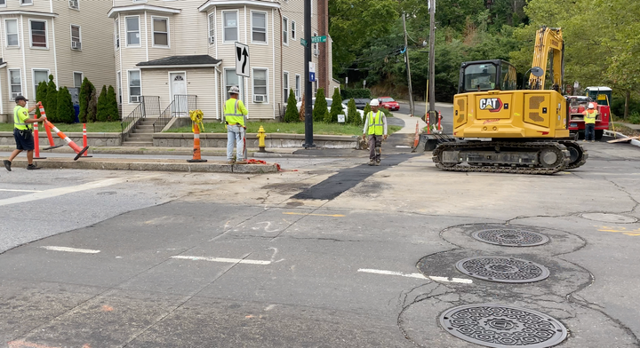 Crews pave West Avenue in Norwalk. 